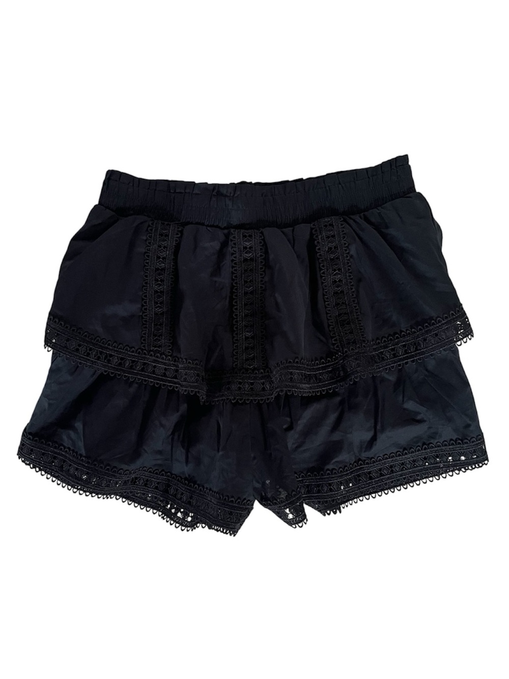 FRANCESCA’S Women's Black Tiered Embroidered Lace Trim Shorts/ Skort size XS